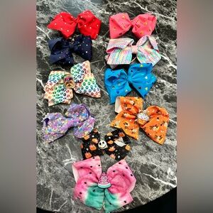 10 Hair Bow